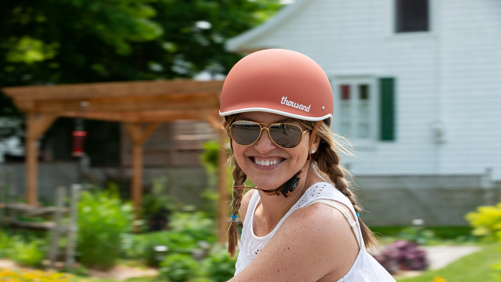 VéloPoP! est un relais et café qui propose la location de vélos électriques vintage à St-Michel-de-Bellechasse. Découvrez les beaux villages et les arrêts gourmands de la région de Bellechasse sur des circuits aux paysages exceptionnels, sur des E-Bikes élégants en toute sécurité ! Réservez dès maintenant! Hébergement disponible près de nos installations. Location de vélos électriques près de Lévis et Québec. Tourisme Bellechasse. Location de E-Bikes. Location vélos électriques St-Michel. Location de E-bikes St-Michel. Location de vélos électriques Lévis. Location de vélos électrique Québec. Location de E-bikes Lévis. Location de E-Bikes Québec. Location de vélos électrique Bellechasse. Location de vélos électriques Etchemins. Location de E-Bikes Bellechasse. Location de E-Bikes Etchemins. Location de vélos électrique Montmagny. Location de E-Bikes Montmagny. Location de vélos électrique Rive-Sud Québec. Location de E-Bikes Rive-Sud Québec.